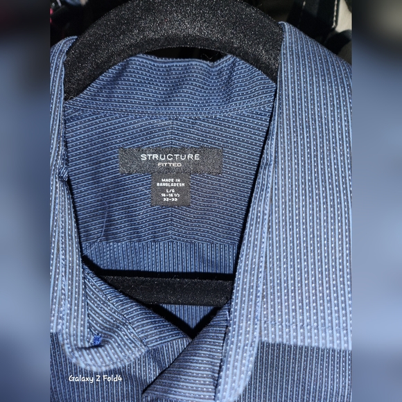 Structure fitted Lg button down 16-16 1/2 - Picture 2 of 5